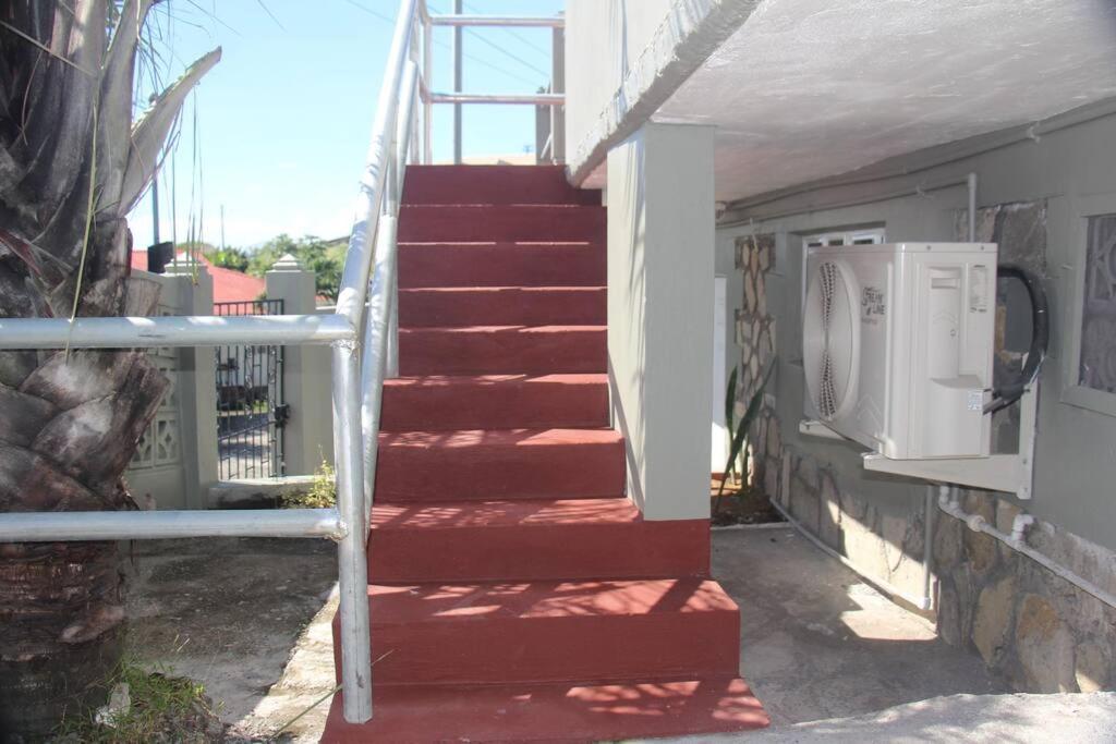 Ladville Apartment Near Kingstown #2 Extérieur photo